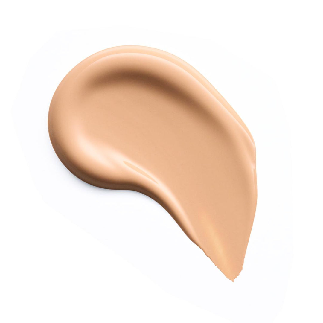 Silky Blur Hydrating Longwear Foundation