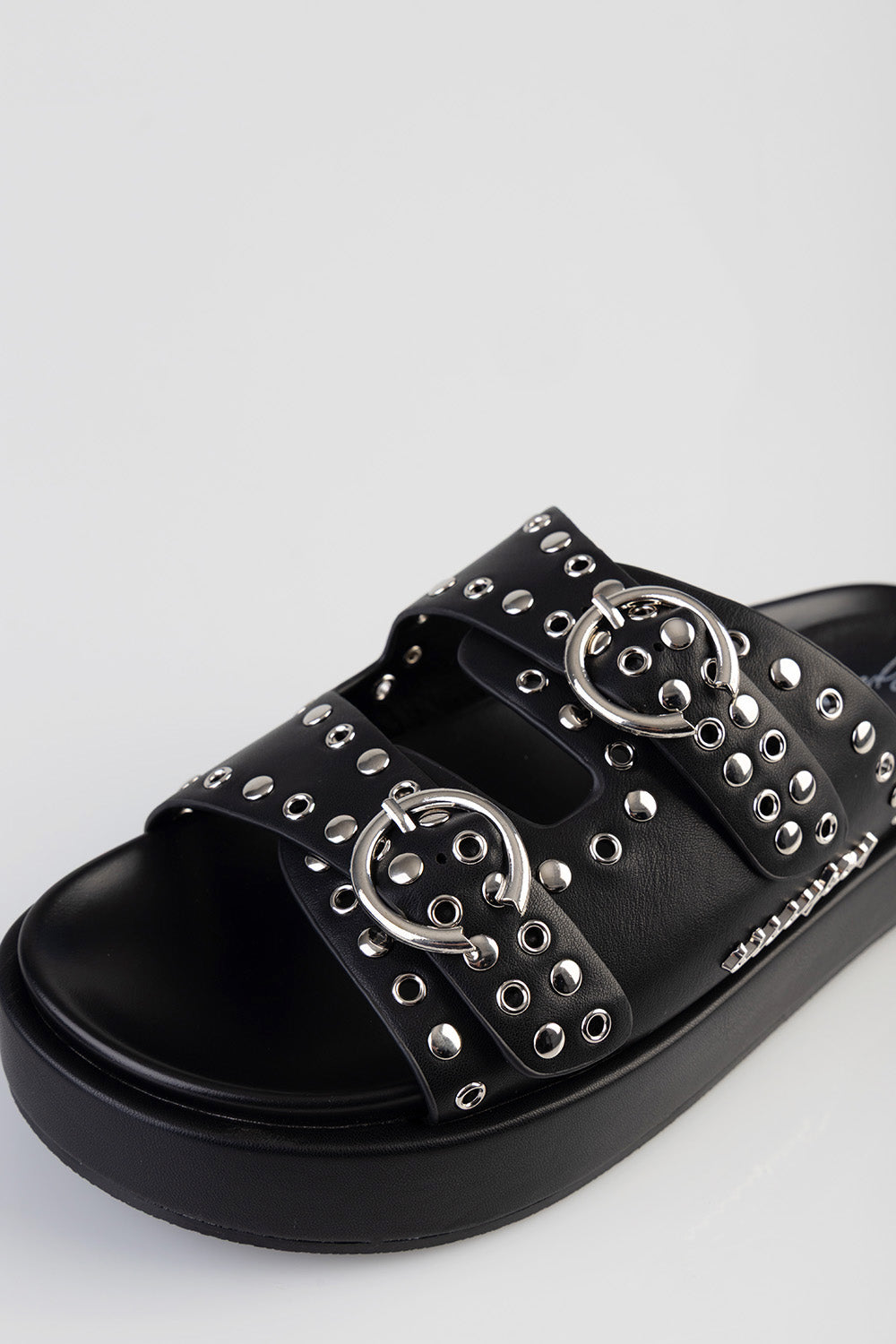 True Stud Platform Sandal - Black