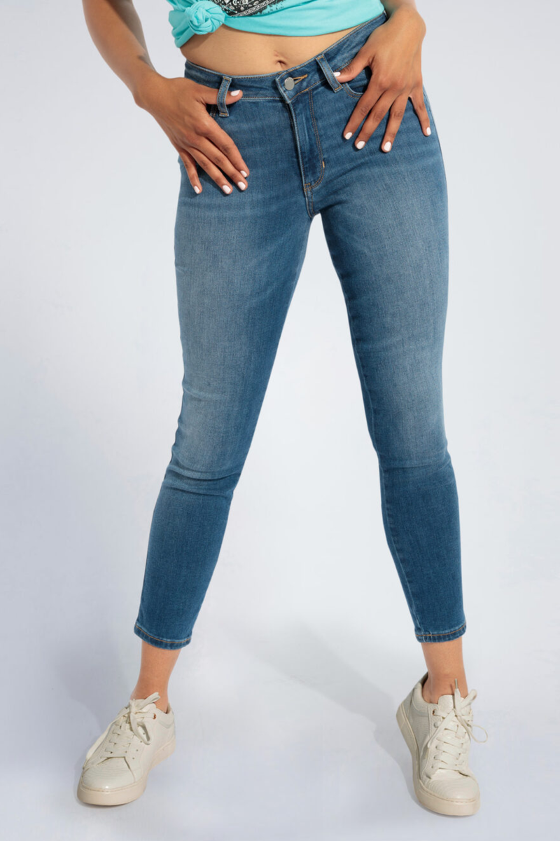 Curve Mid Rise Denim - Blue