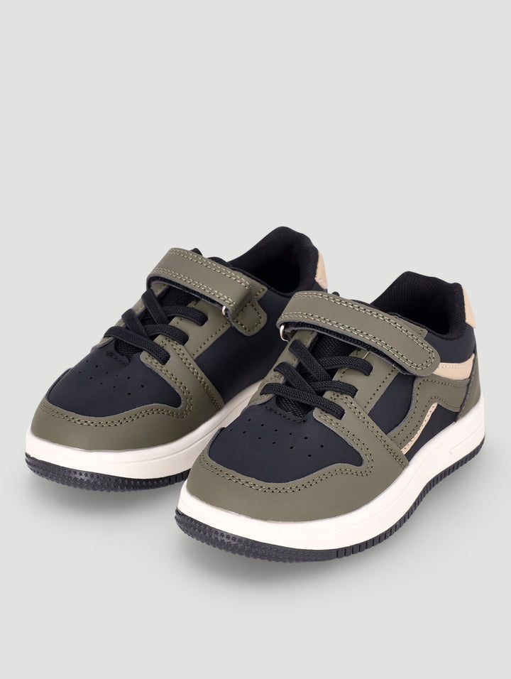 Pre-Boys Court Sneaker - Black/Olive