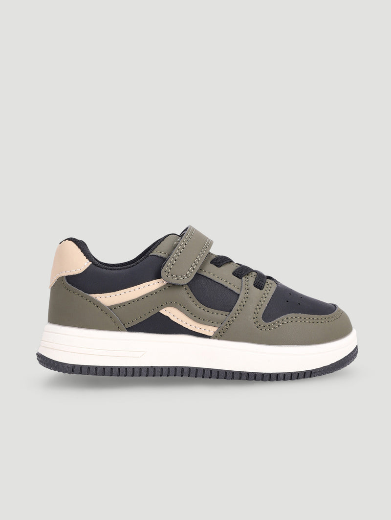 Pre-Boys Court Sneaker - Black/Olive