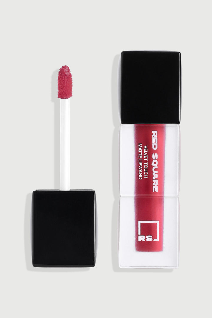 Red Square VELVET TOUCH MATTE LIPWAND