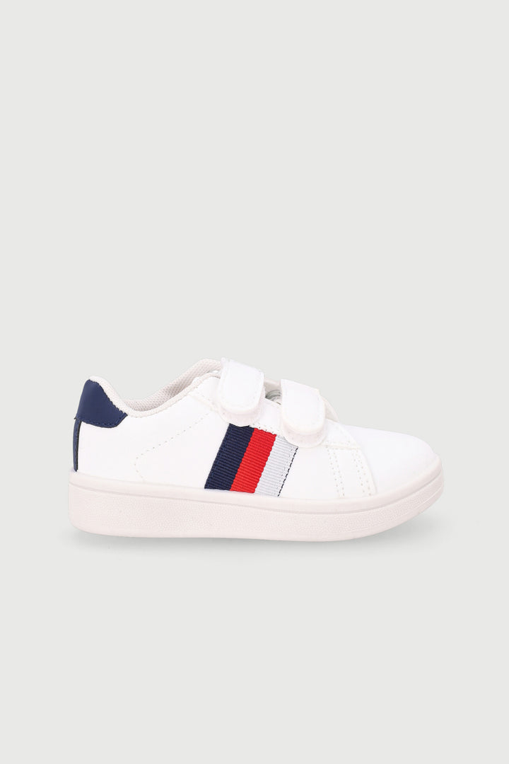 Pre-Boys Side Stripe Sneaker - White