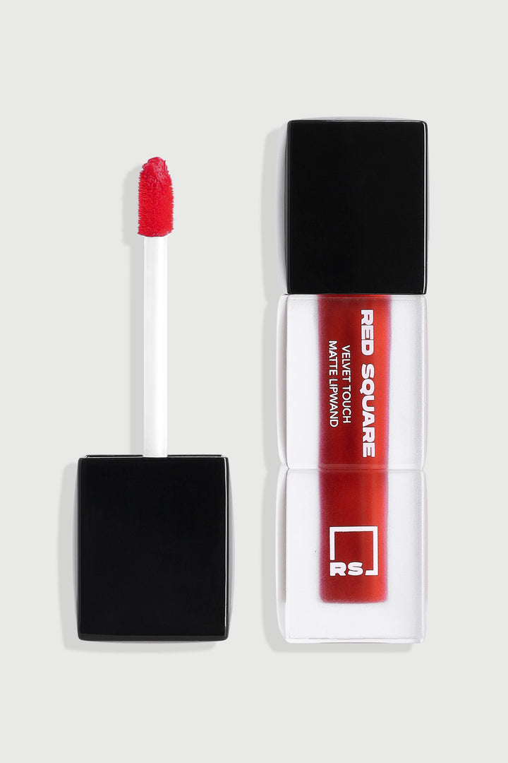 Red Square VELVET TOUCH MATTE LIPWAND