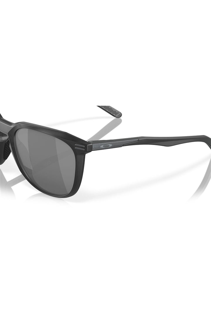 Round Sunglasses - Black