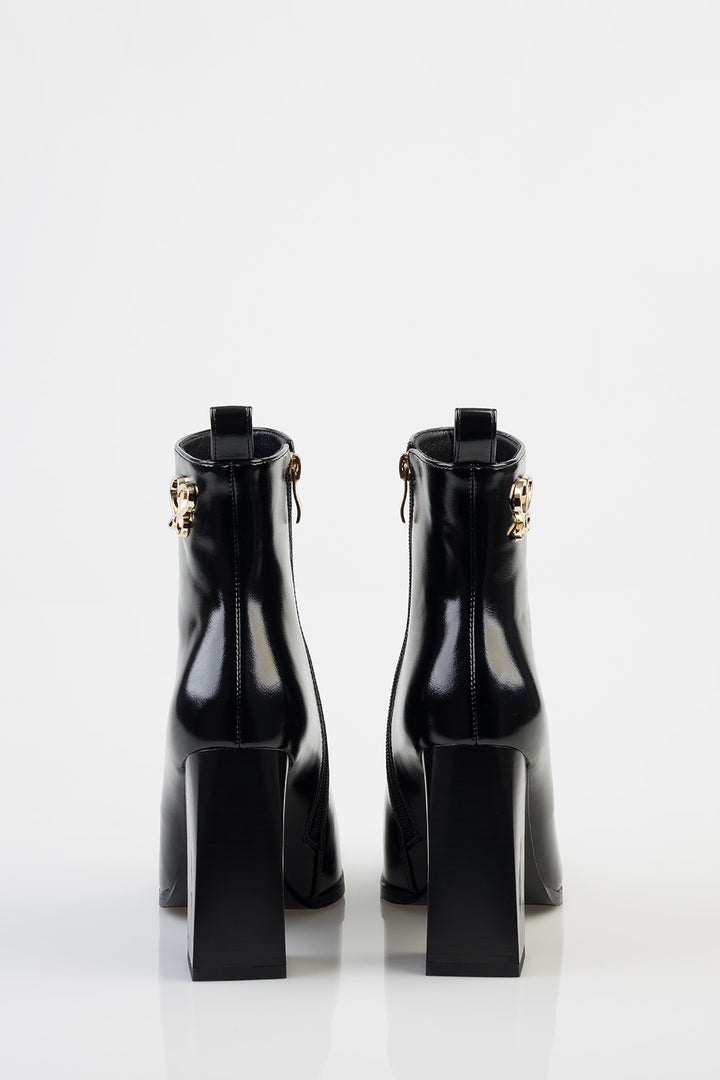 Clause Pointed Toe Block Heel Boot - Black