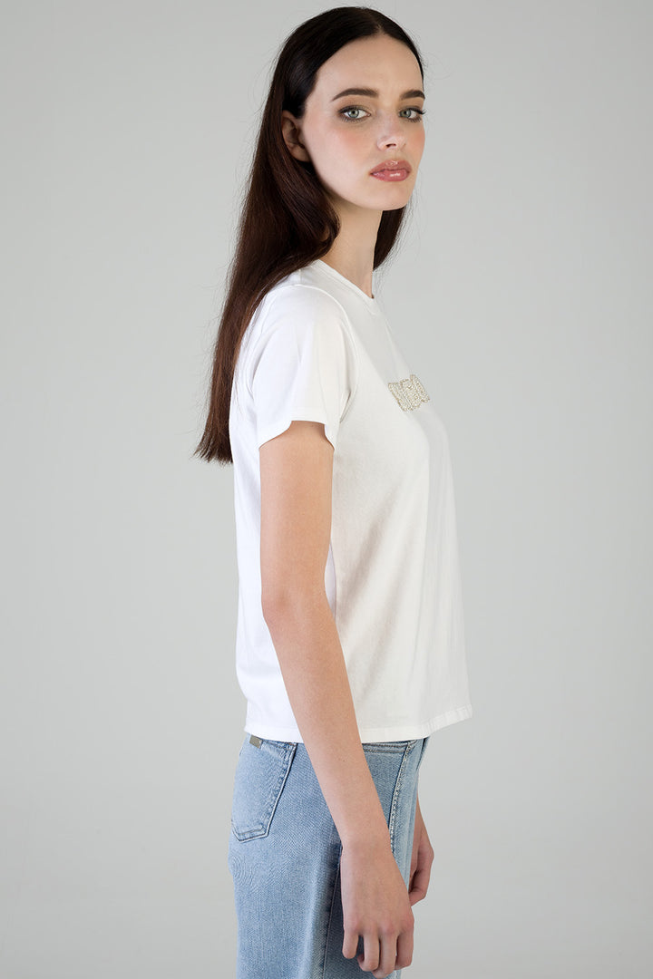 Own It: Regular T-Shirt With Pearl Logo - White