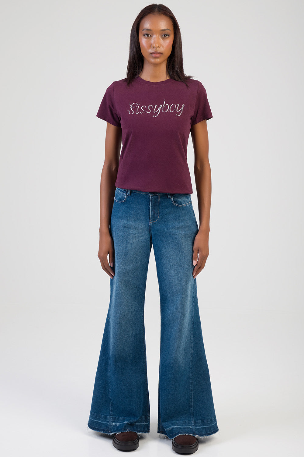 All Eyes On You Stud & Bling Regular T-Shirt - Burgundy