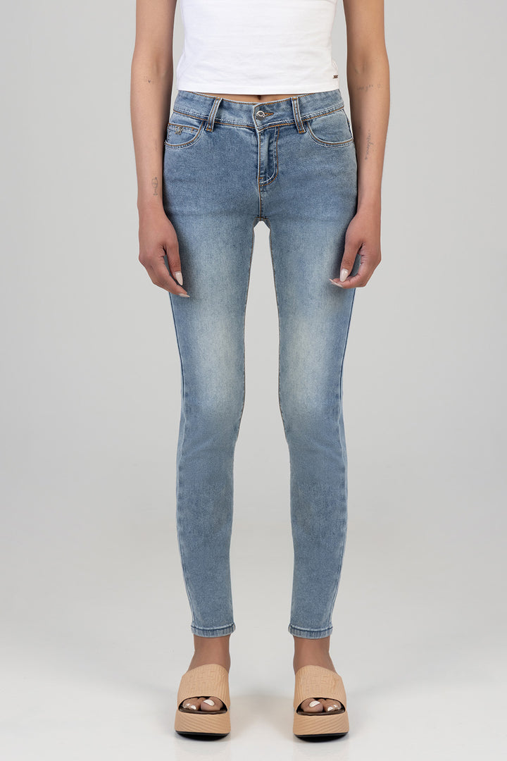 Dannah Mid Waist Back Pocket Embroidery Skinny Denim - Medium Wash