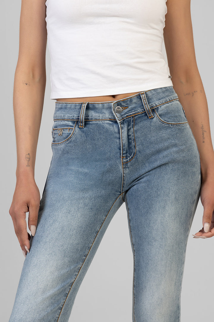 Dannah Mid Waist Back Pocket Embroidery Skinny Denim - Medium Wash