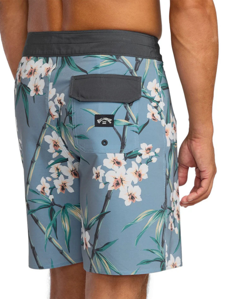 Sundays Pro Shorts - Smokey Blue