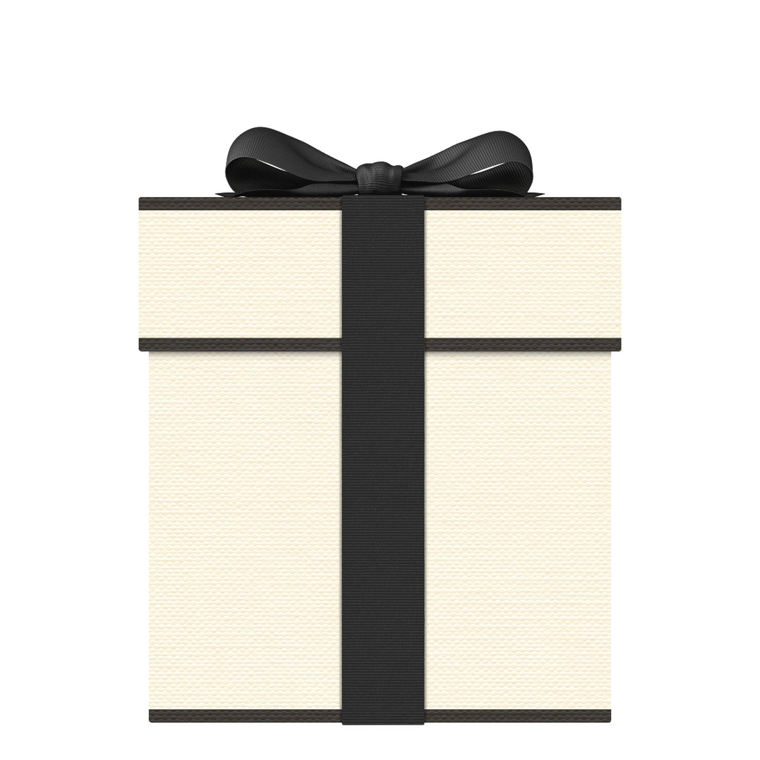 Myrrh & Tonka Scented Classic Candle - 200G