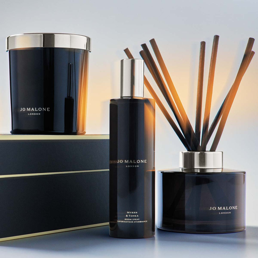 Myrrh & Tonka Scented Classic Candle - 200G