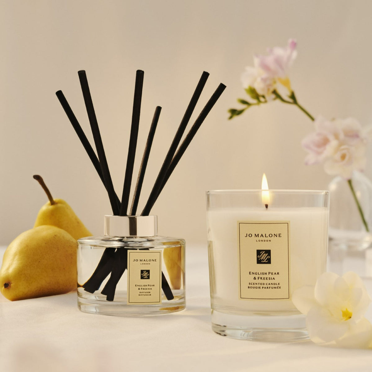 English Pear & Freesia Diffuser REFILL - 165ML – Edgars