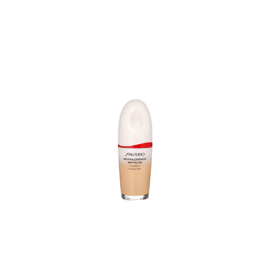 Revitalessence Skin Glow Foundation SPF30