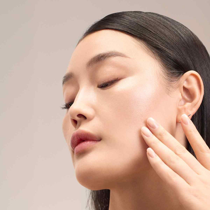 White Caviar Essence Extraordinaire Illuminating Pre-Serum 150ml