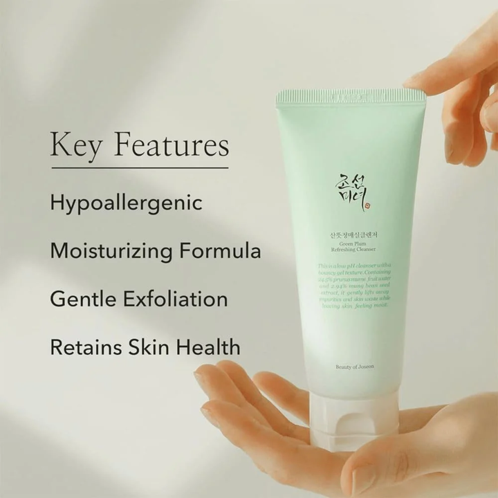 Green Plum Refreshing Cleanser