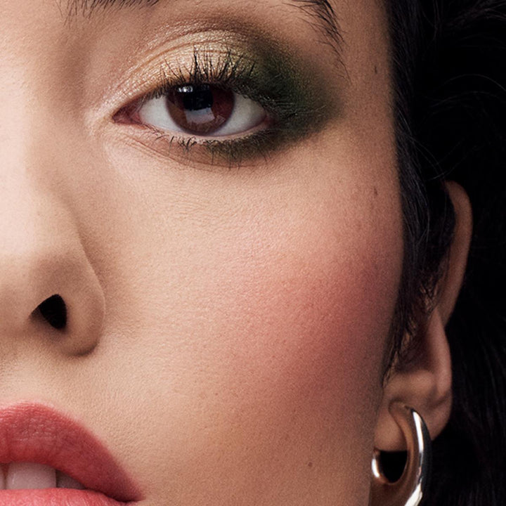 The Sculpting Blush Powder Blush