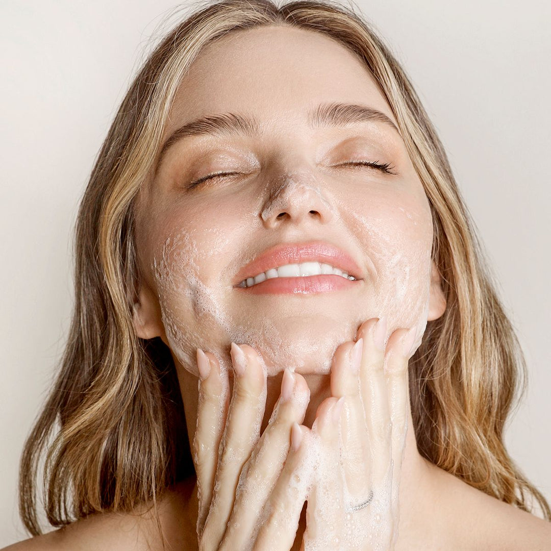 Turmeric Glow Foaming Cleanser 150ml