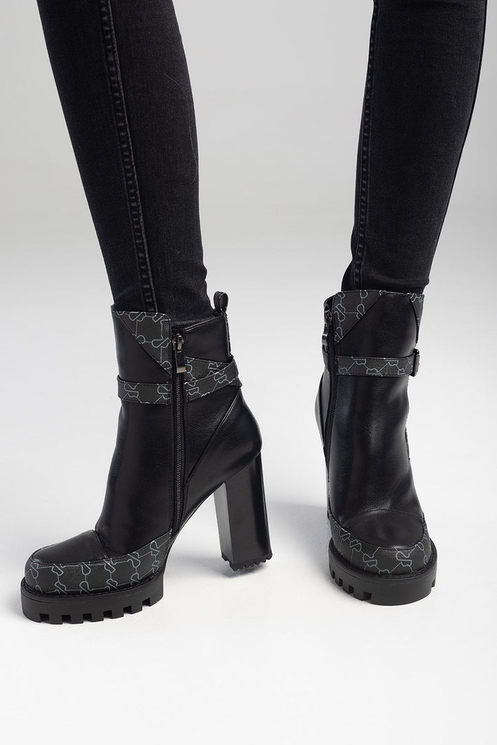 Block Heel Boot - Black