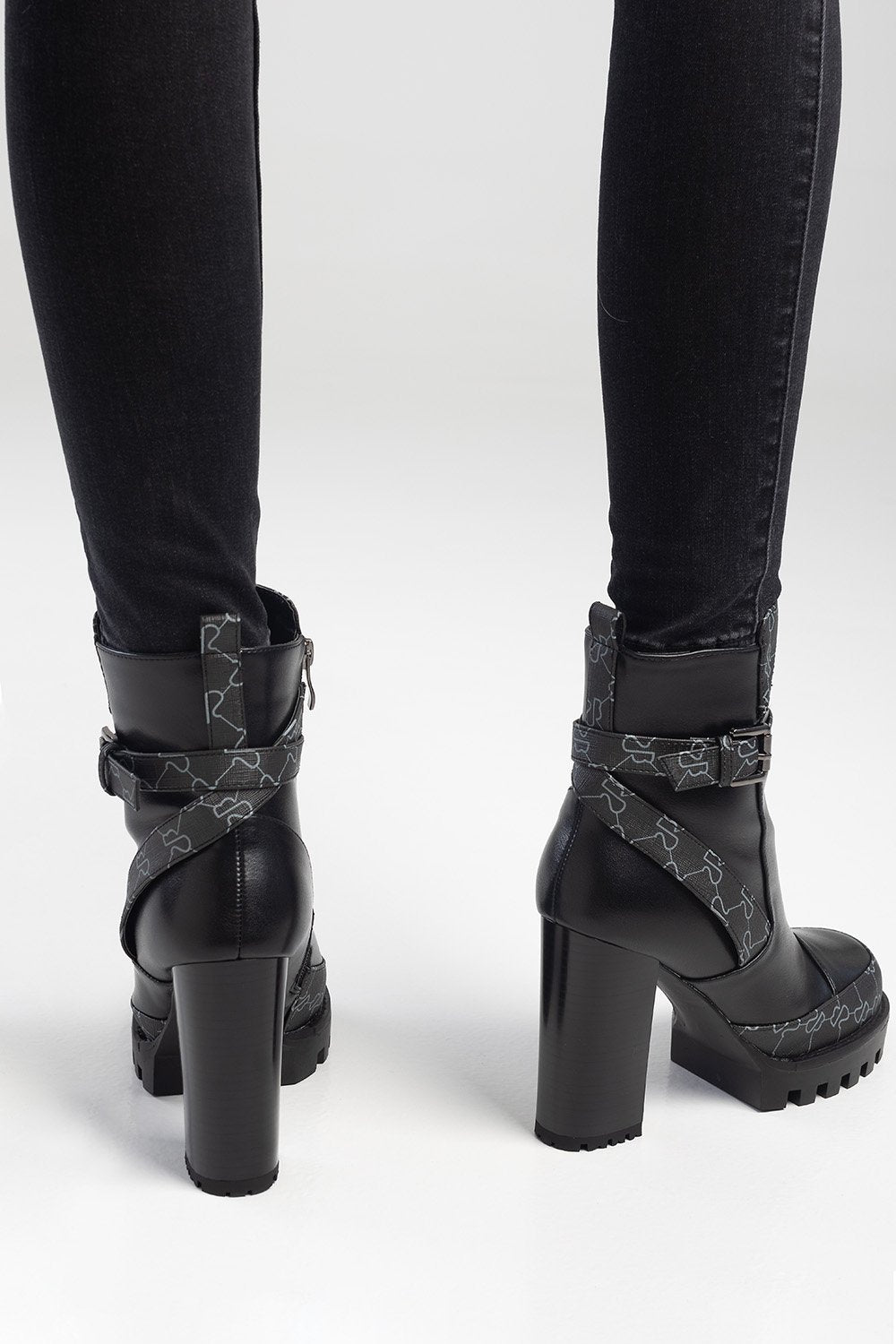 Block Heel Boot - Black