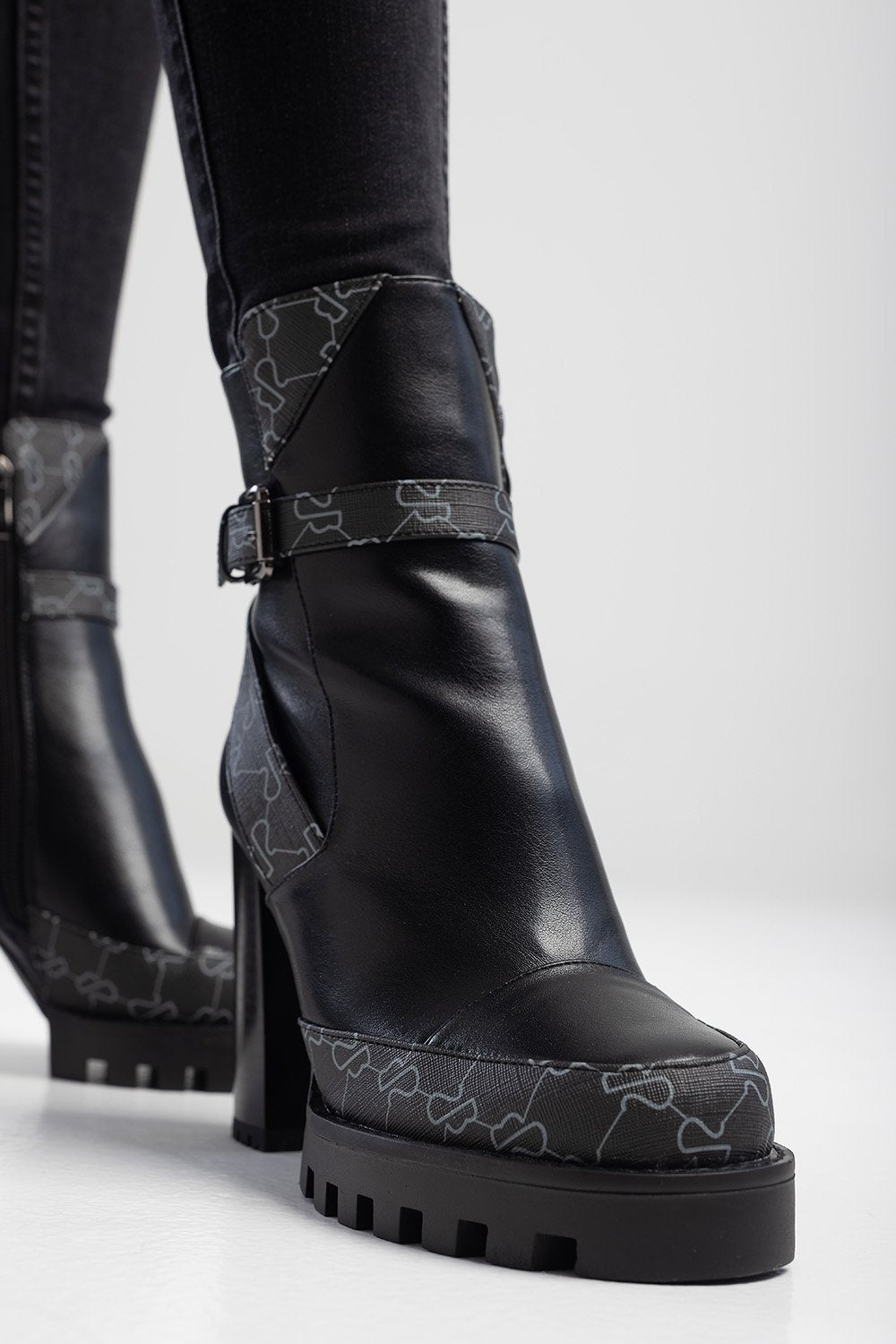Block Heel Boot - Black