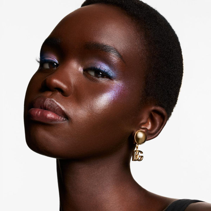 Eye Dare You! Beyond Palette