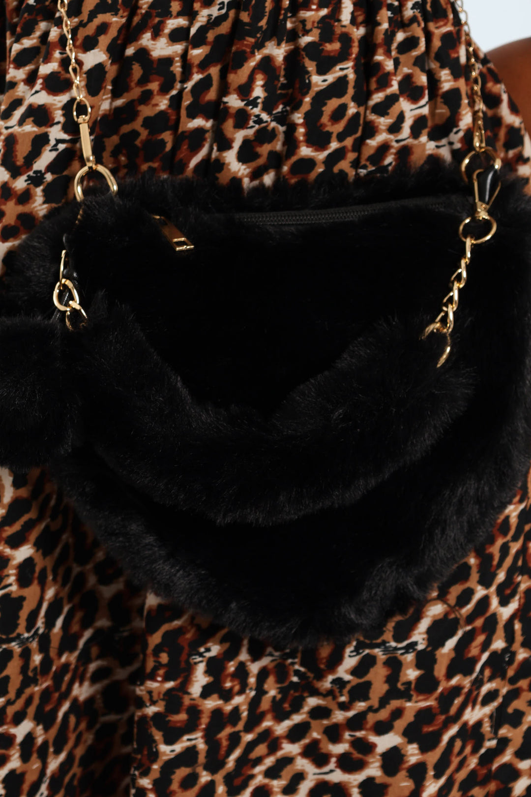Girls Heart Fur Slingbag - Black