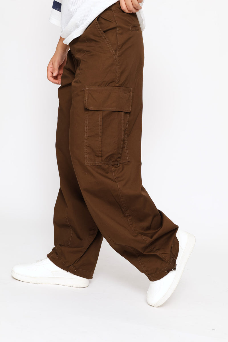 Baggy Cargo Parachute Pant - Brown