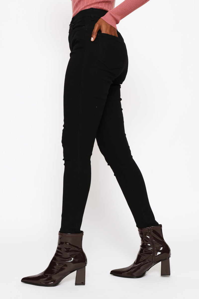 Push Up Hiwaist Skinny Jean - Black