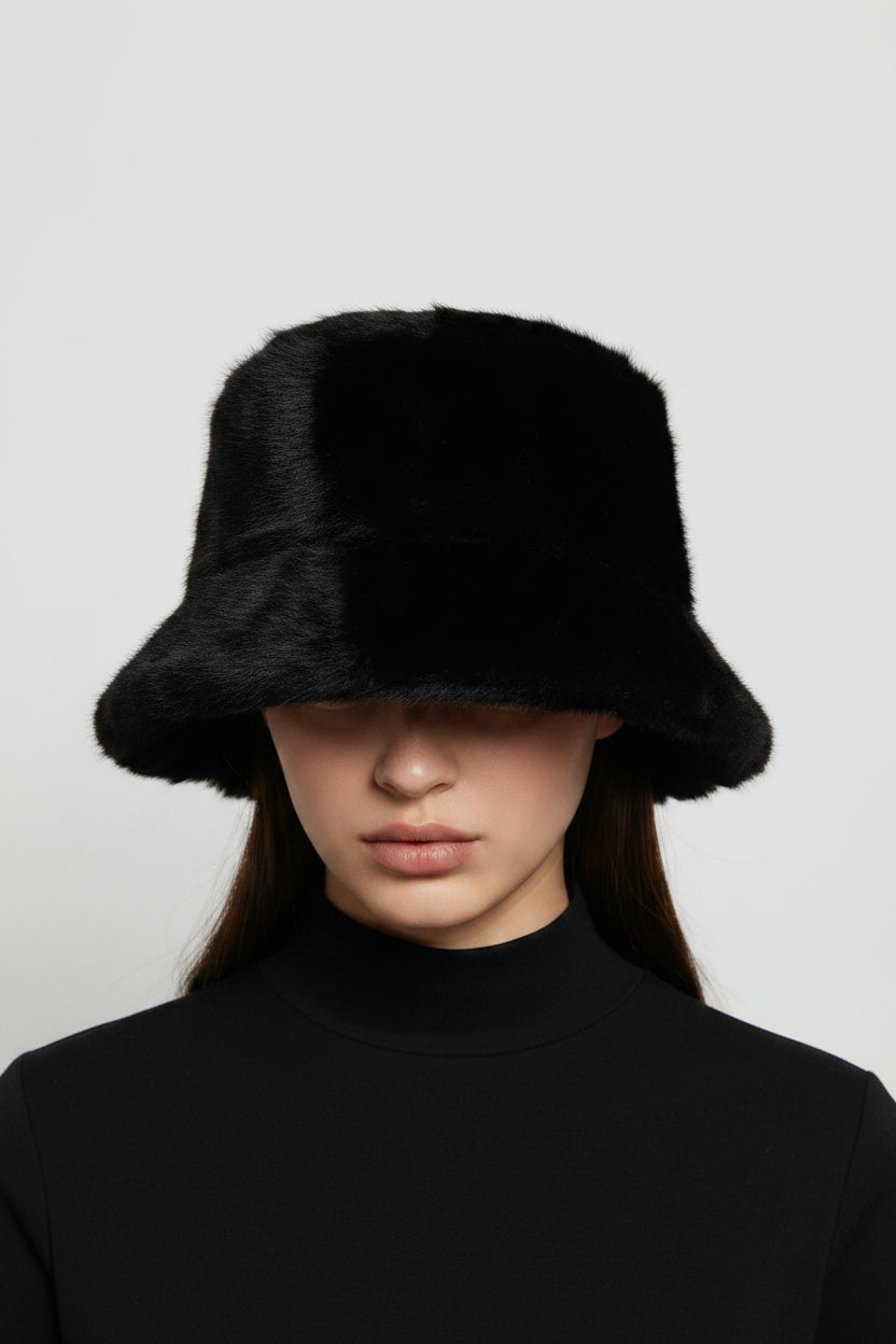 Fluffy Cloche - Black