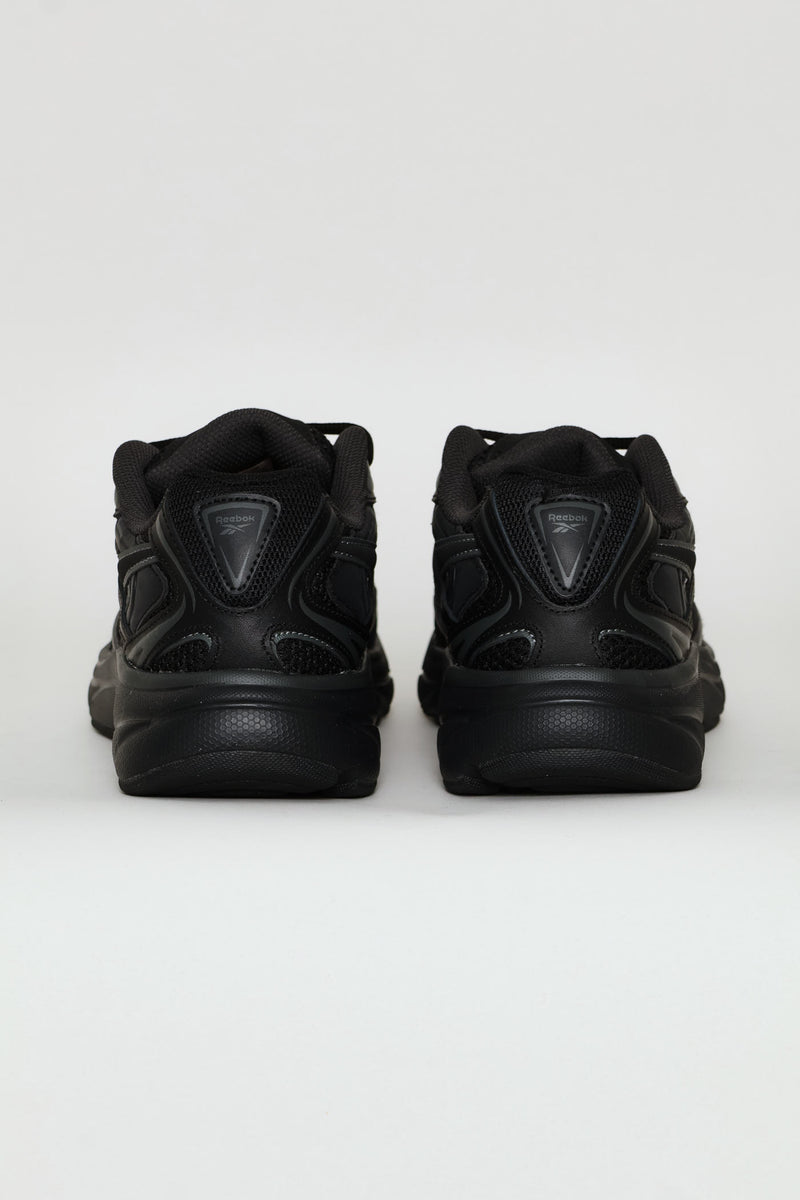 Belwave Trainer - Black