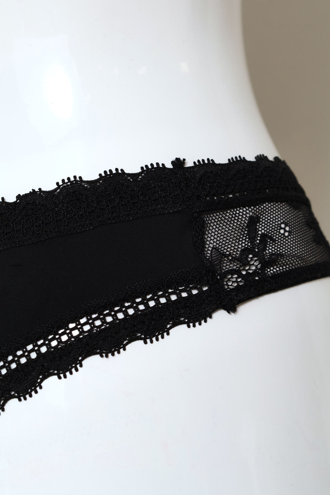 Microfibre & Lace Thong Panty - Black