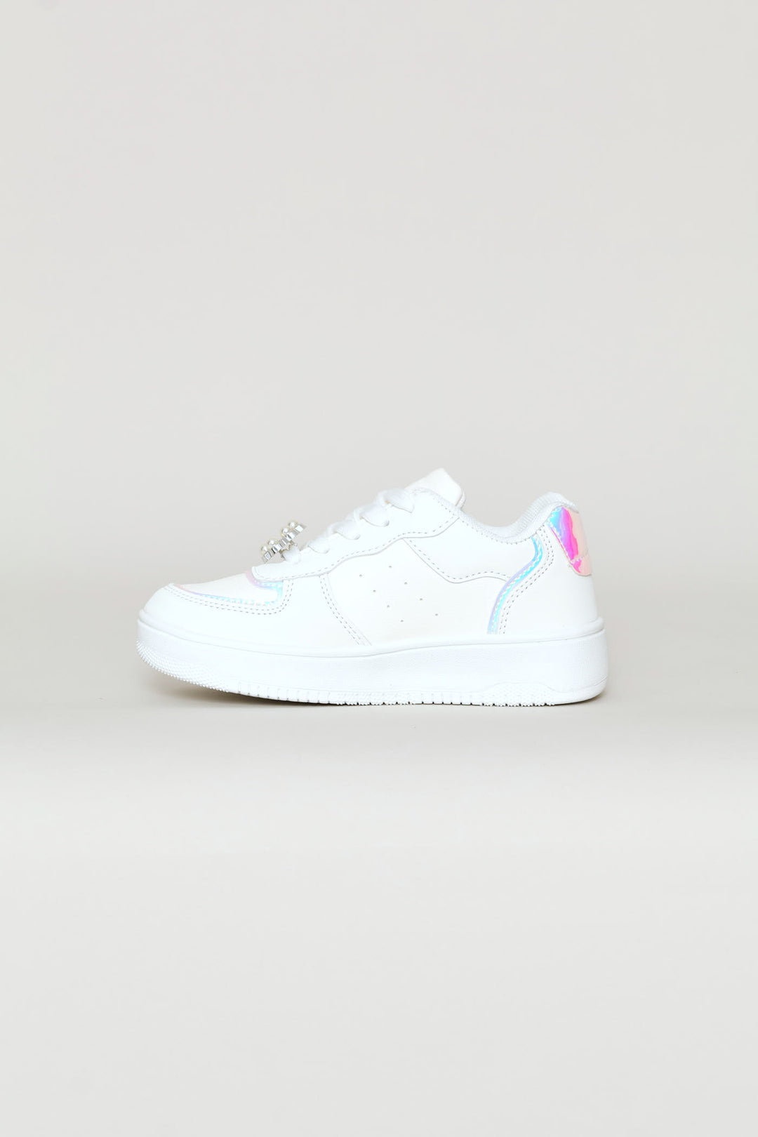 Girls Suede Court Sneaker - White