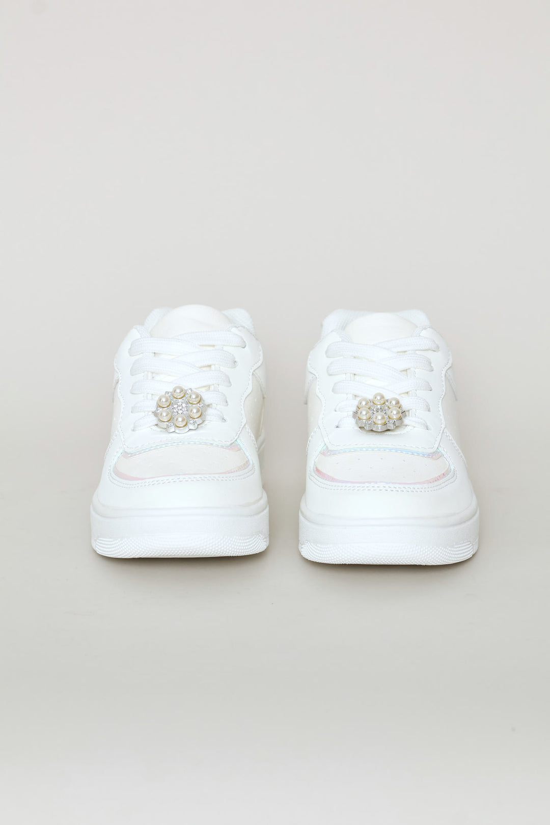 Girls Suede Court Sneaker - White