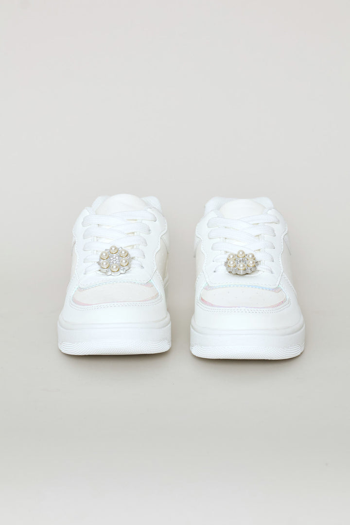 Girls Suede Court Sneaker - White