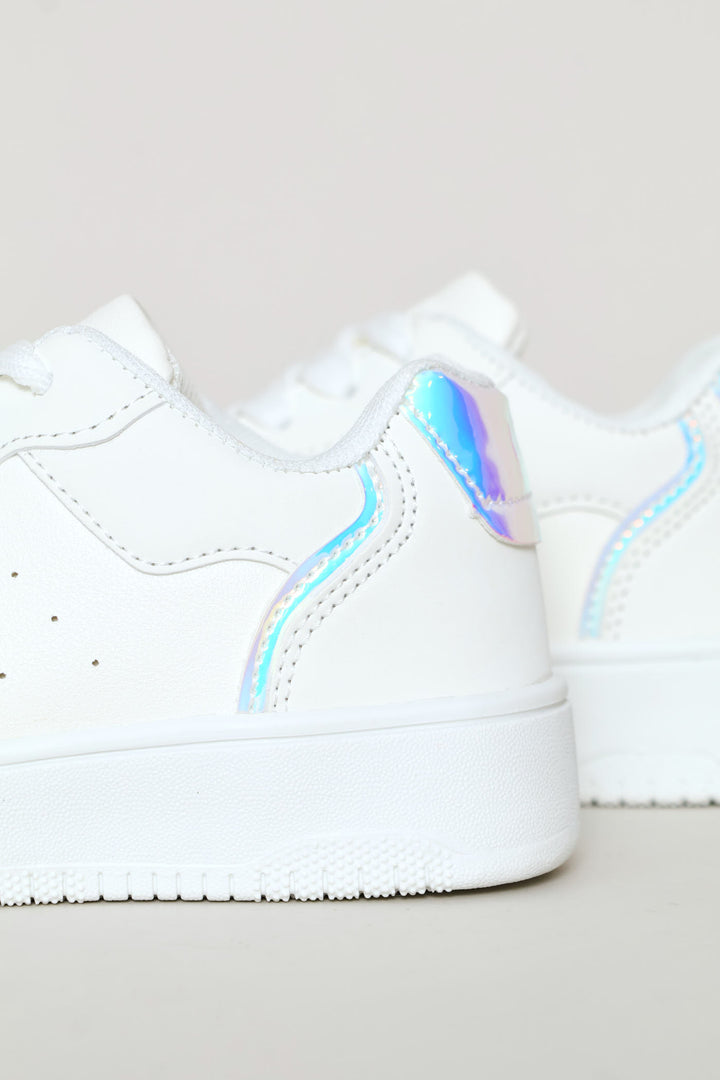 Girls Suede Court Sneaker - White