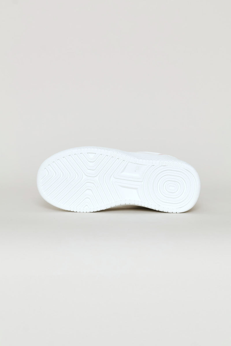 Girls Suede Court Sneaker - White