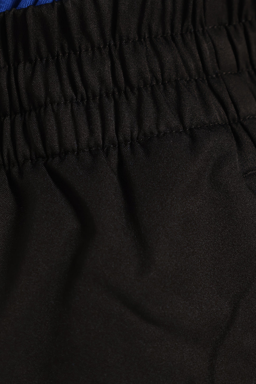 Essential Woven 9" Shorts - Black
