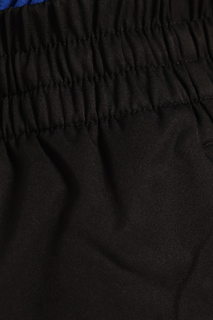 Essential Woven 9" Shorts - Black