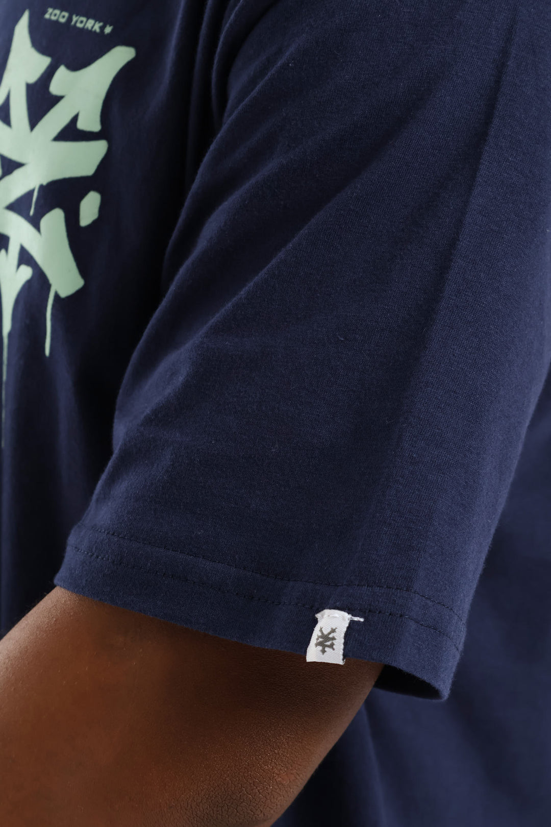 Drip Back Print Tee - Navy