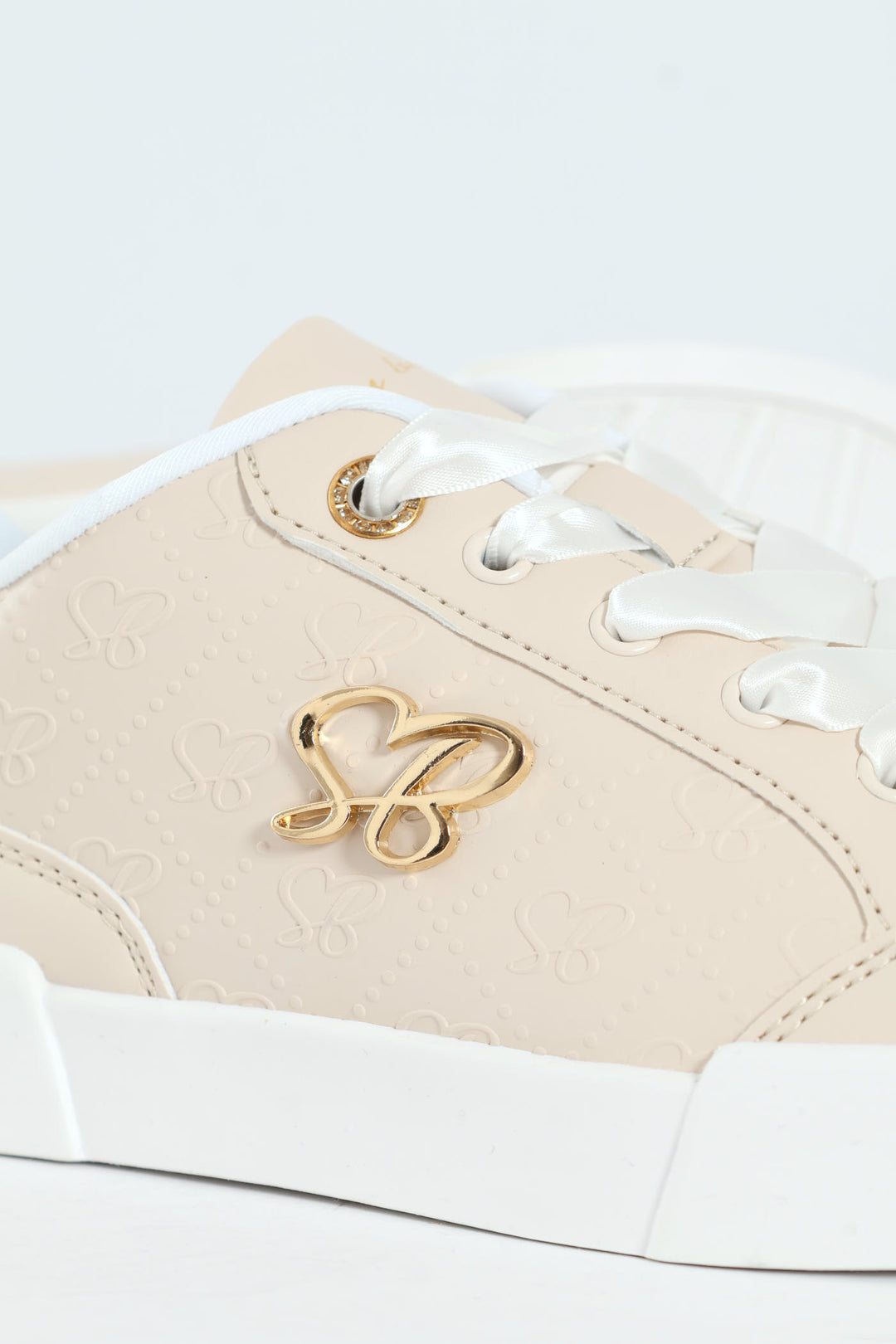 Logo Platform Embossed Lace Up Sneaker - Stone