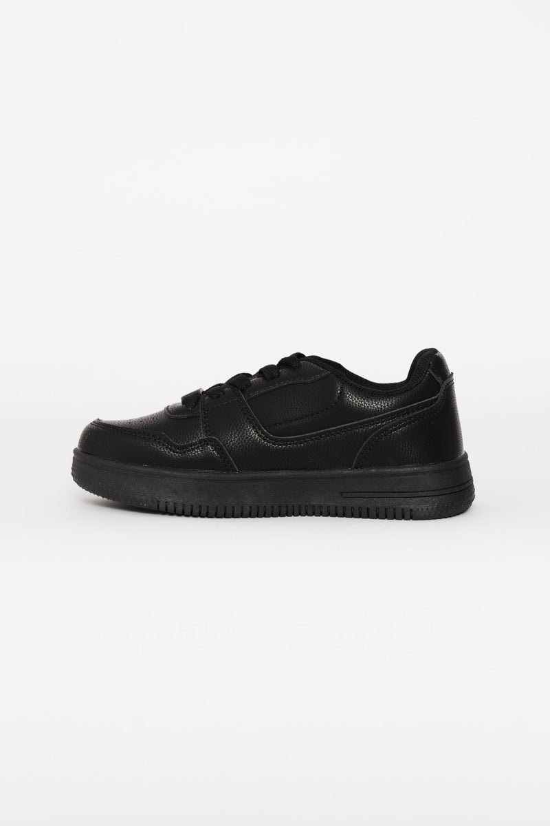 Boys Mono Court Sneaker - Black