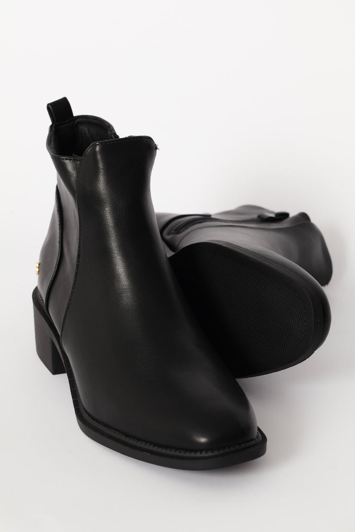 Gold Stud Detail Low Chelsea Boot - Black