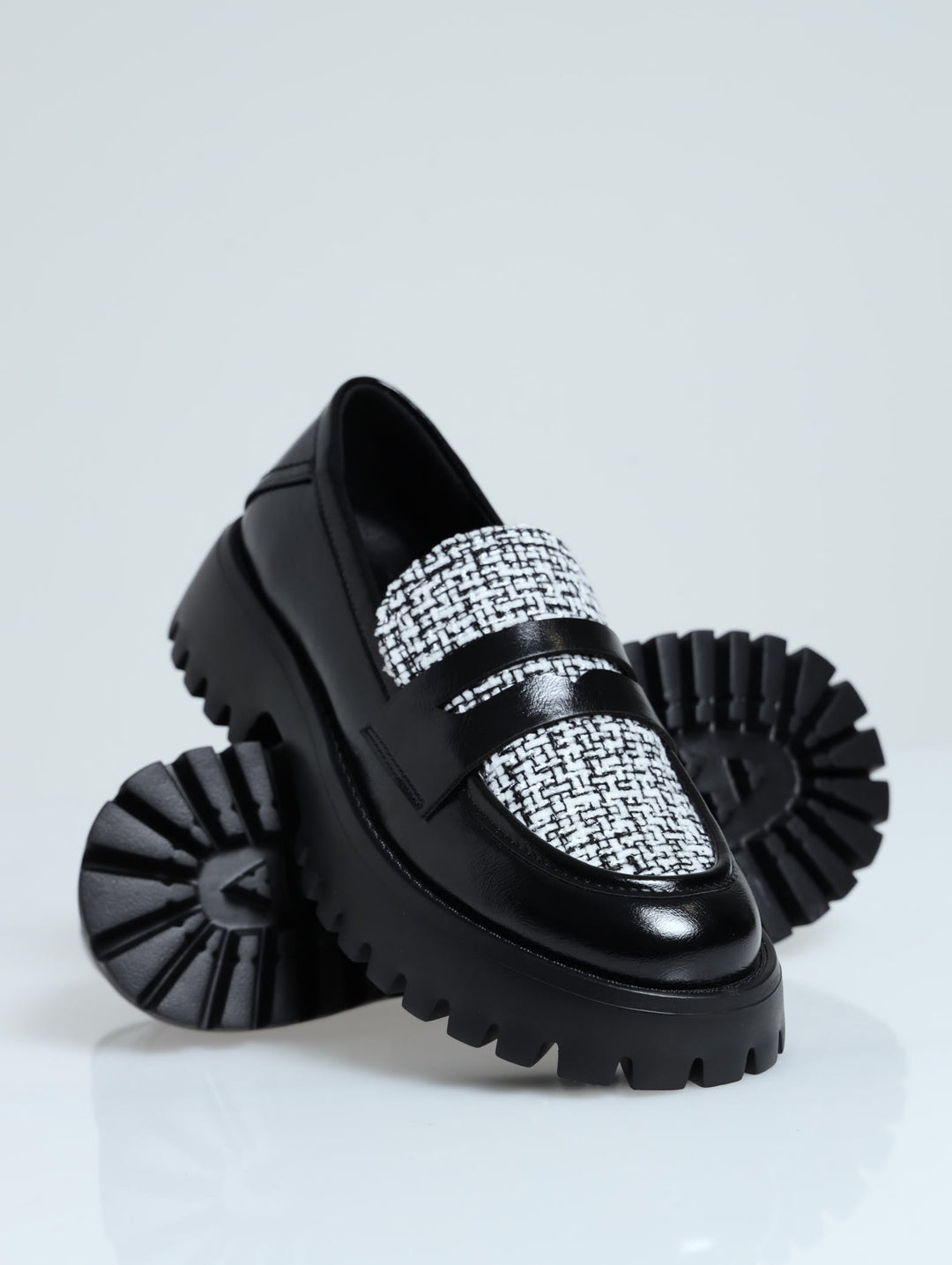 Shylo Chunky Studded Loafer - Black/White