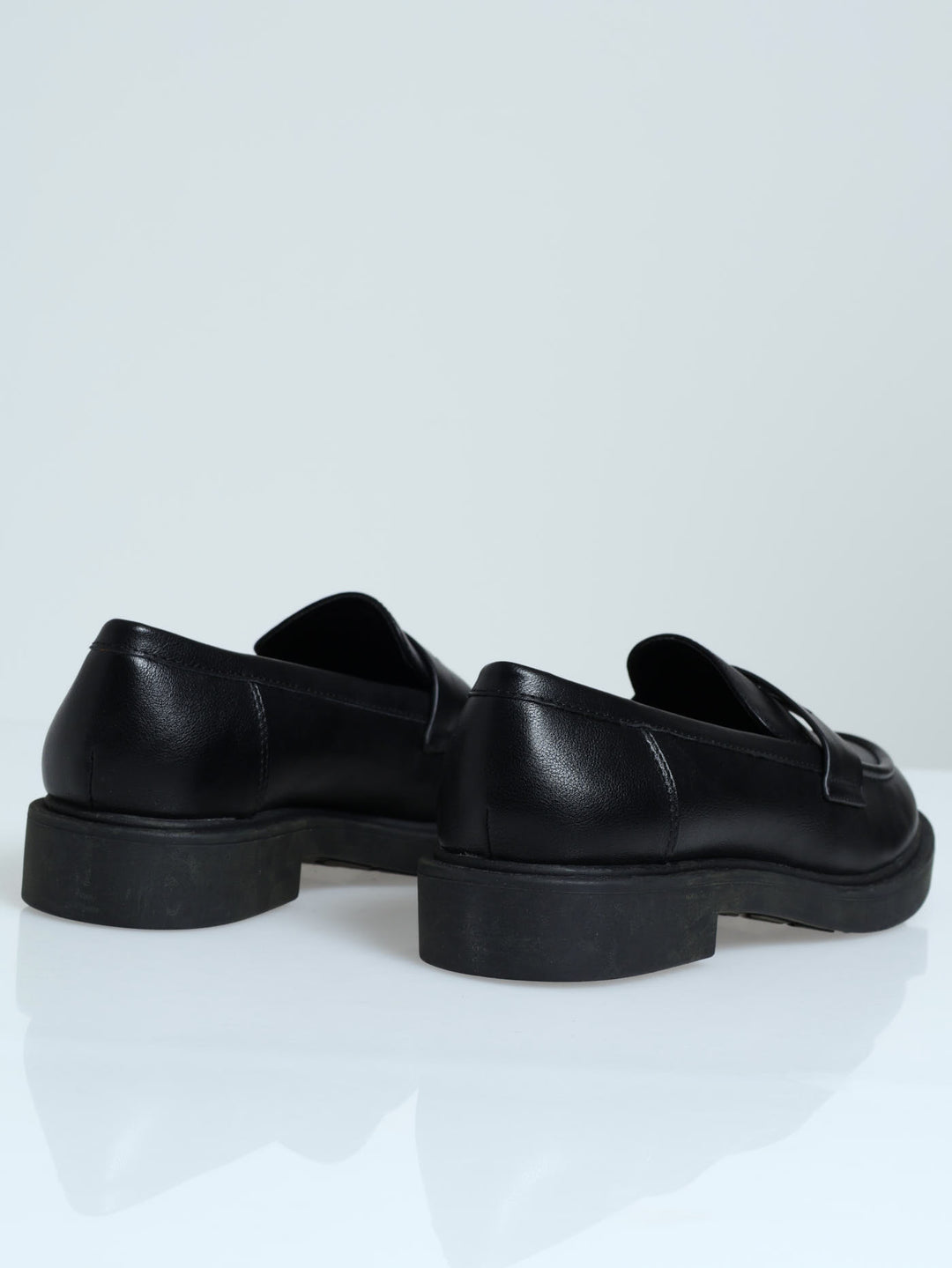 Frankiie Casual Loafer - Black