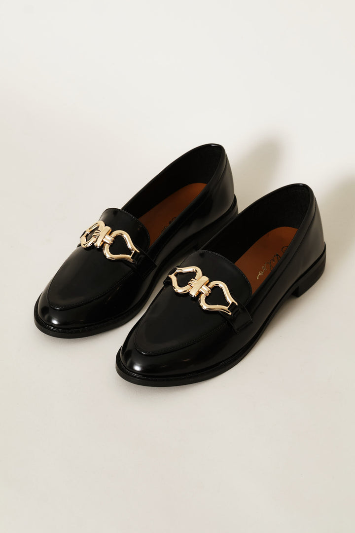 Metal Loop Trim Loafer - Black