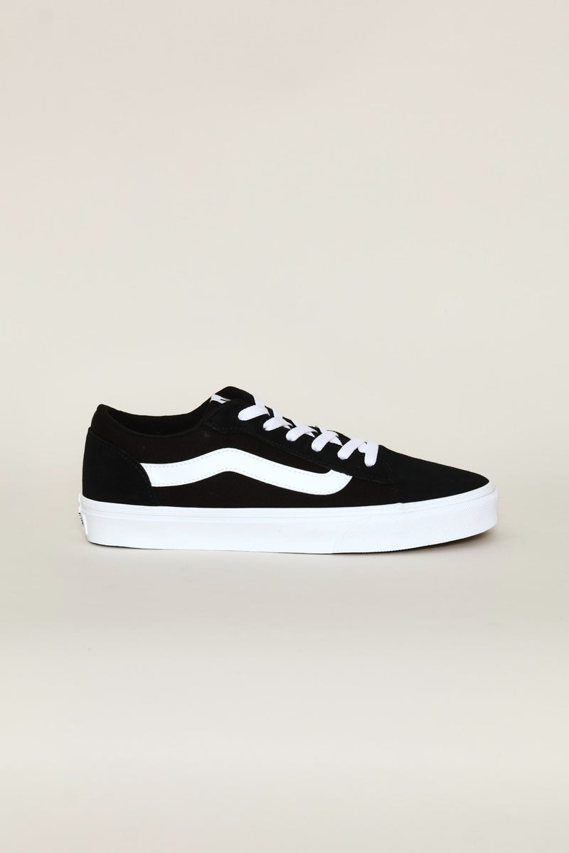 Vero Lace Up Sneaker - Black/White