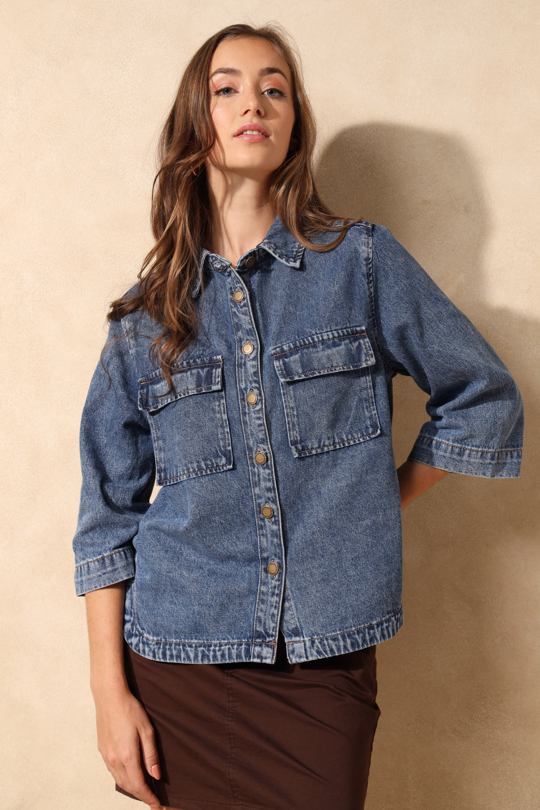 3/4 Sleeve Curved Hem Denim Shirt - Medium Wash