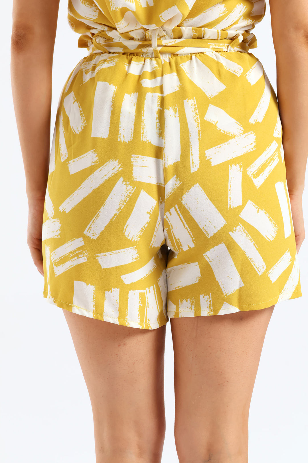 Belted Elasicated Mid Thigh Flat Toggle Shorts - White/Ochre